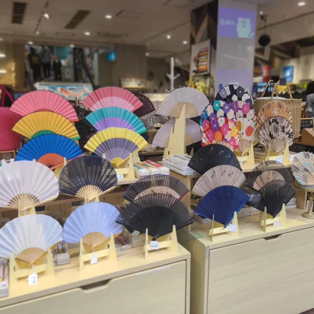 本店3階】呉竹ウッドガラスペン『千本桜』発売！ | 石丸文行堂